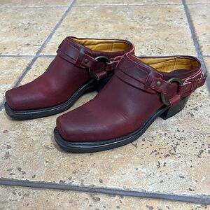 Frye Harness Mules Cranberry Red Women's Size 7.5